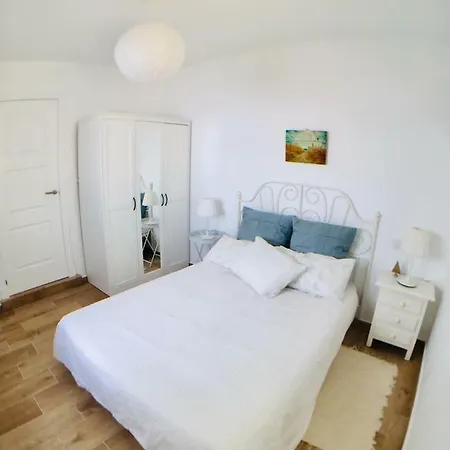 Las Gaviotas Surf House Apartment